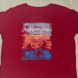 Fort Myers Beach Women’s Graphic Tee in Red size XL no label Like New